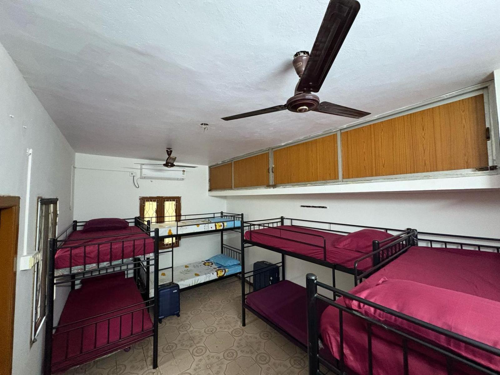 Hostel Madras Экстерьер фото