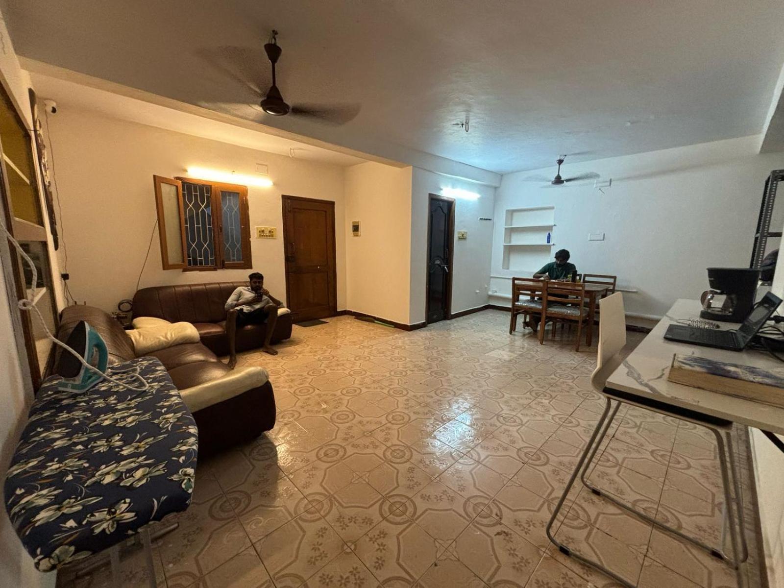 Hostel Madras Экстерьер фото